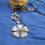 Collares de Zamak